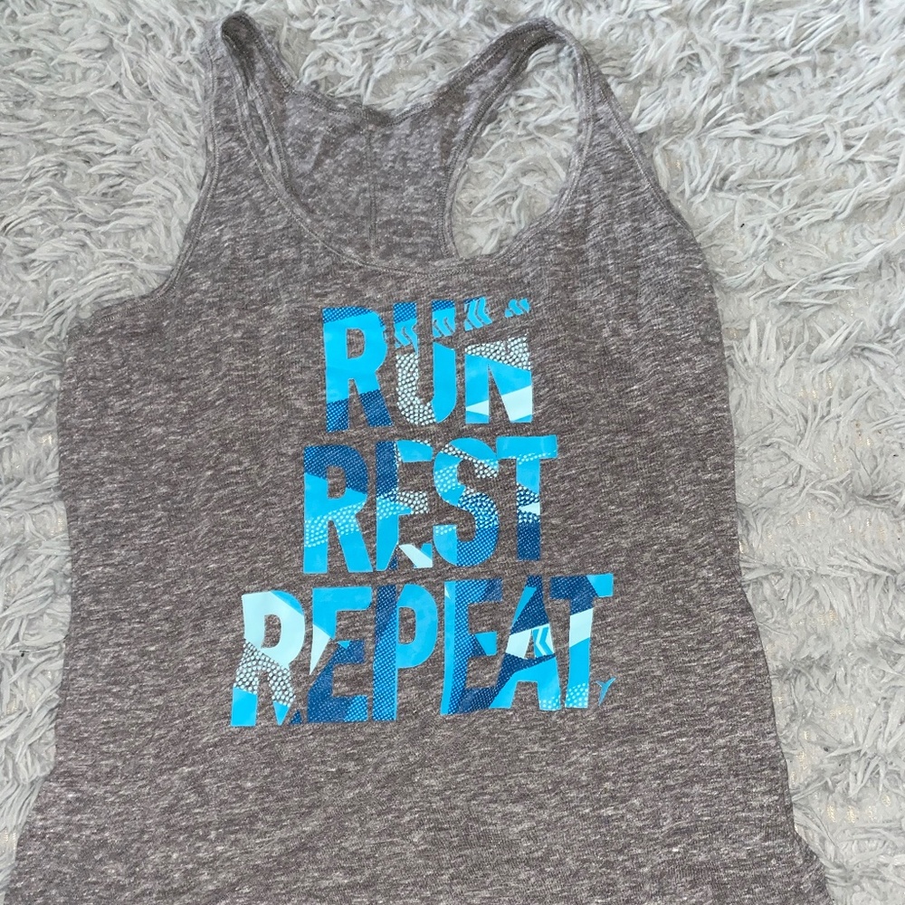 Gray active tank